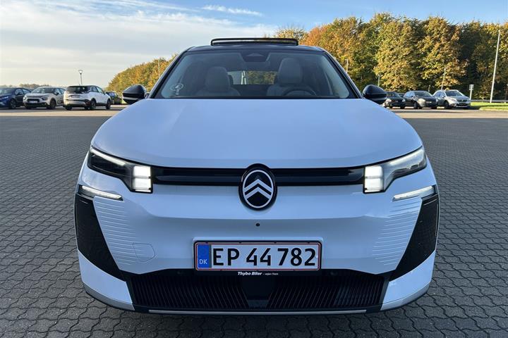 Hvid Citroën ë-C5 Aircross fra 2026