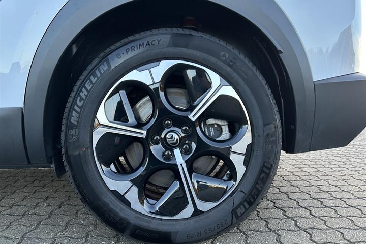 Hvid Citroën ë-C5 Aircross fra 2026