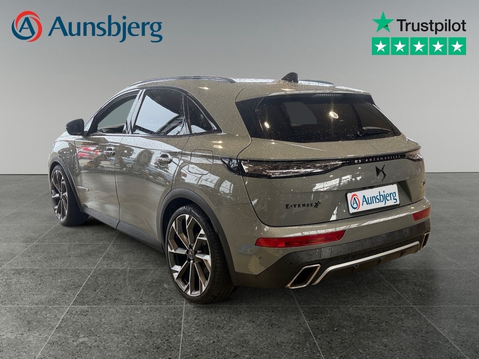 Grå DS DS 7 CrossBack fra 2023