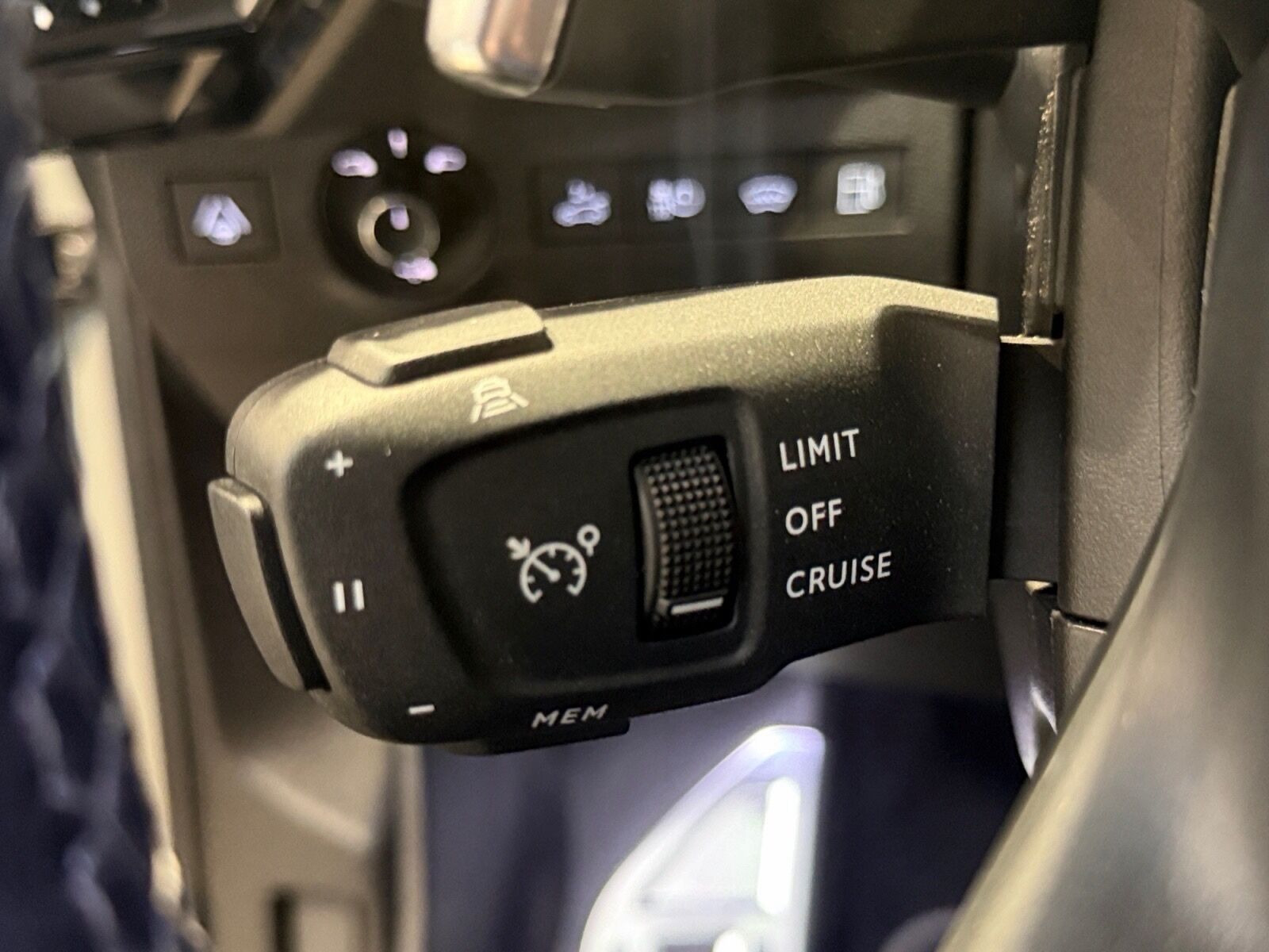 Grå DS DS 7 CrossBack fra 2023