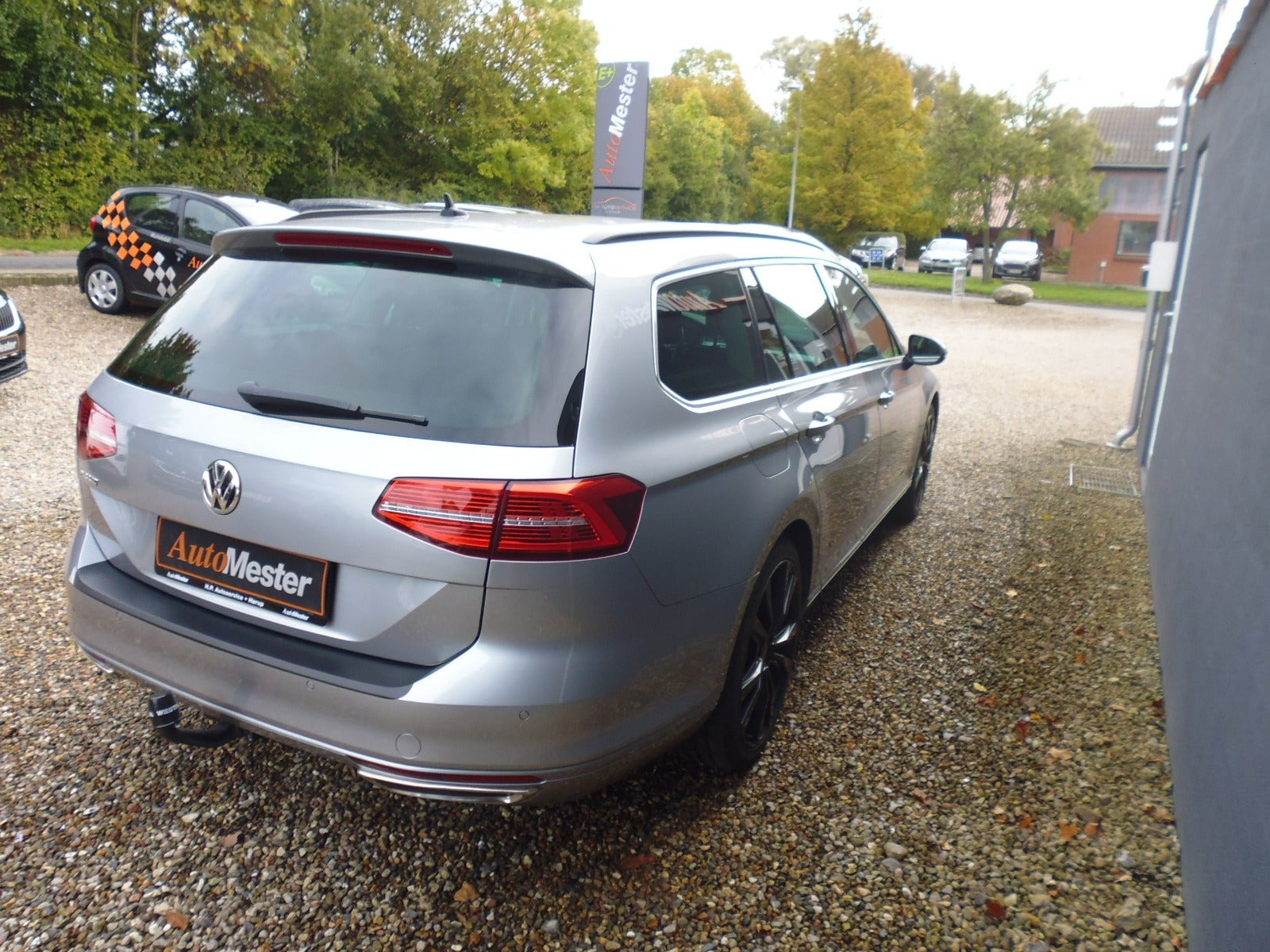Sølv VW Passat fra 2018