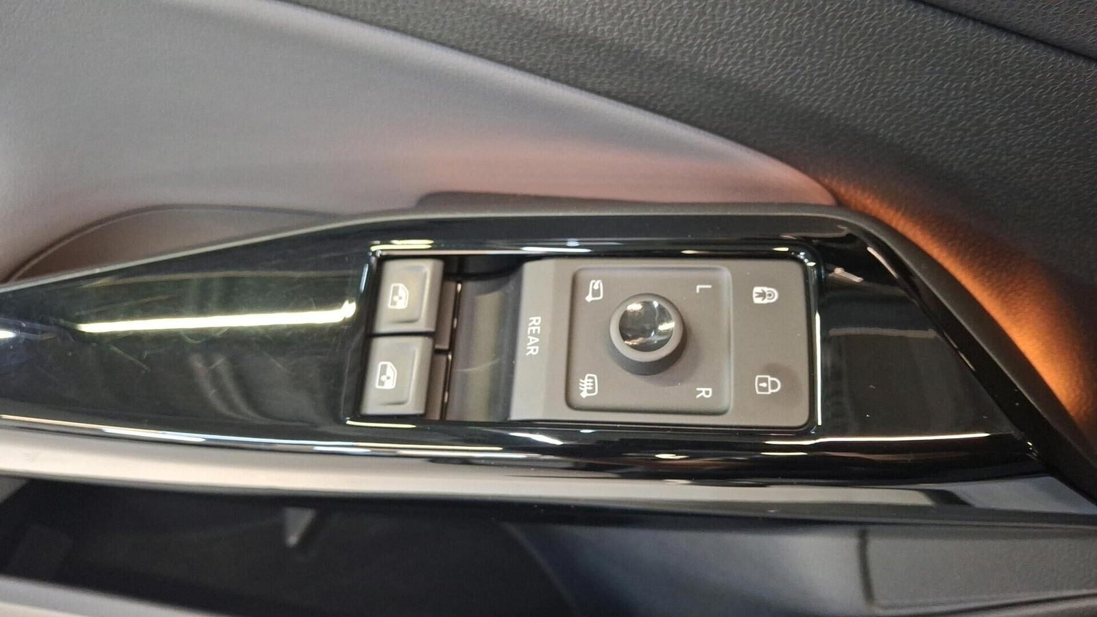 Grå VW ID.4 fra 2023