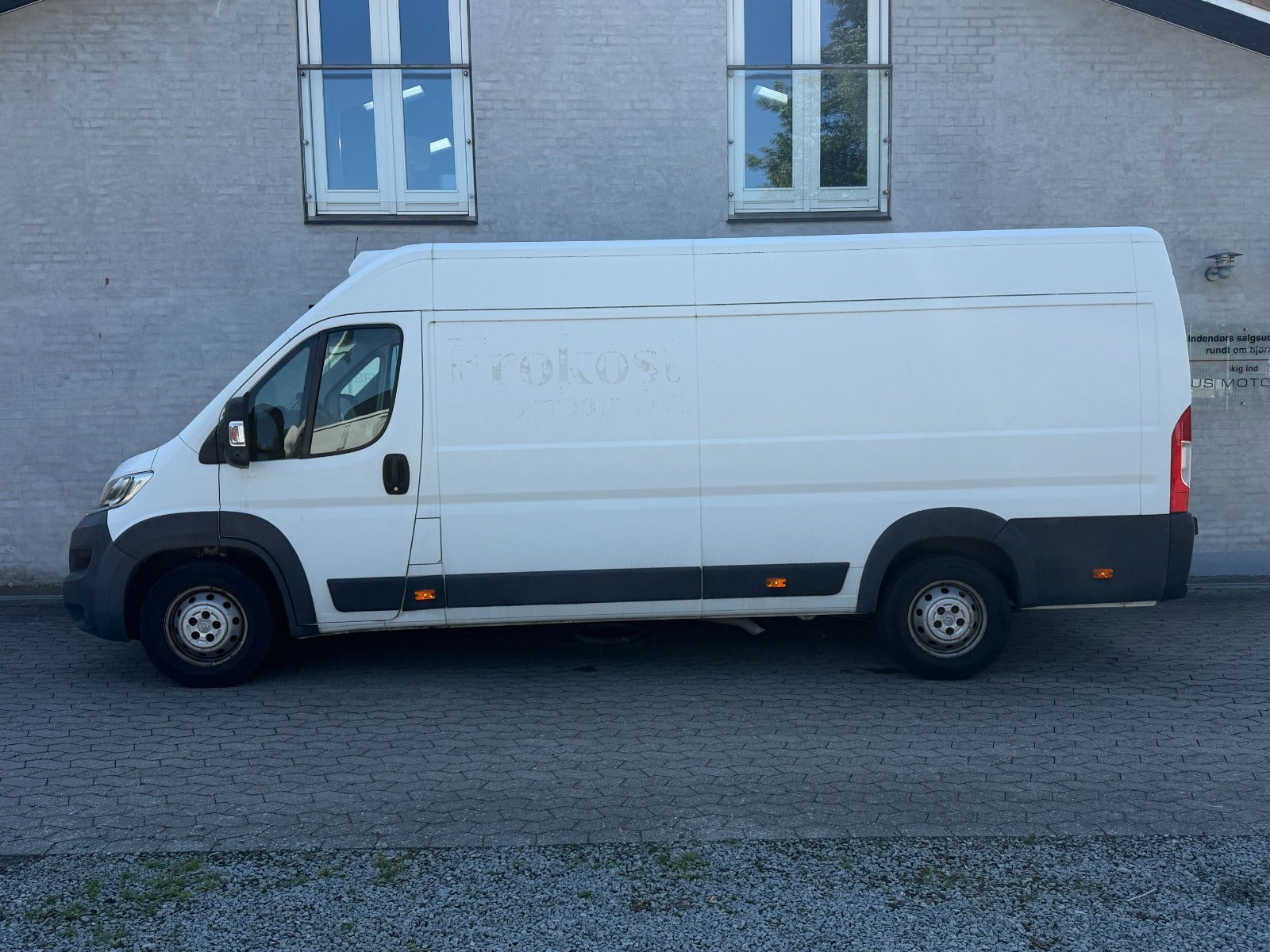 Rød Citroën Jumper 35+ fra 2019