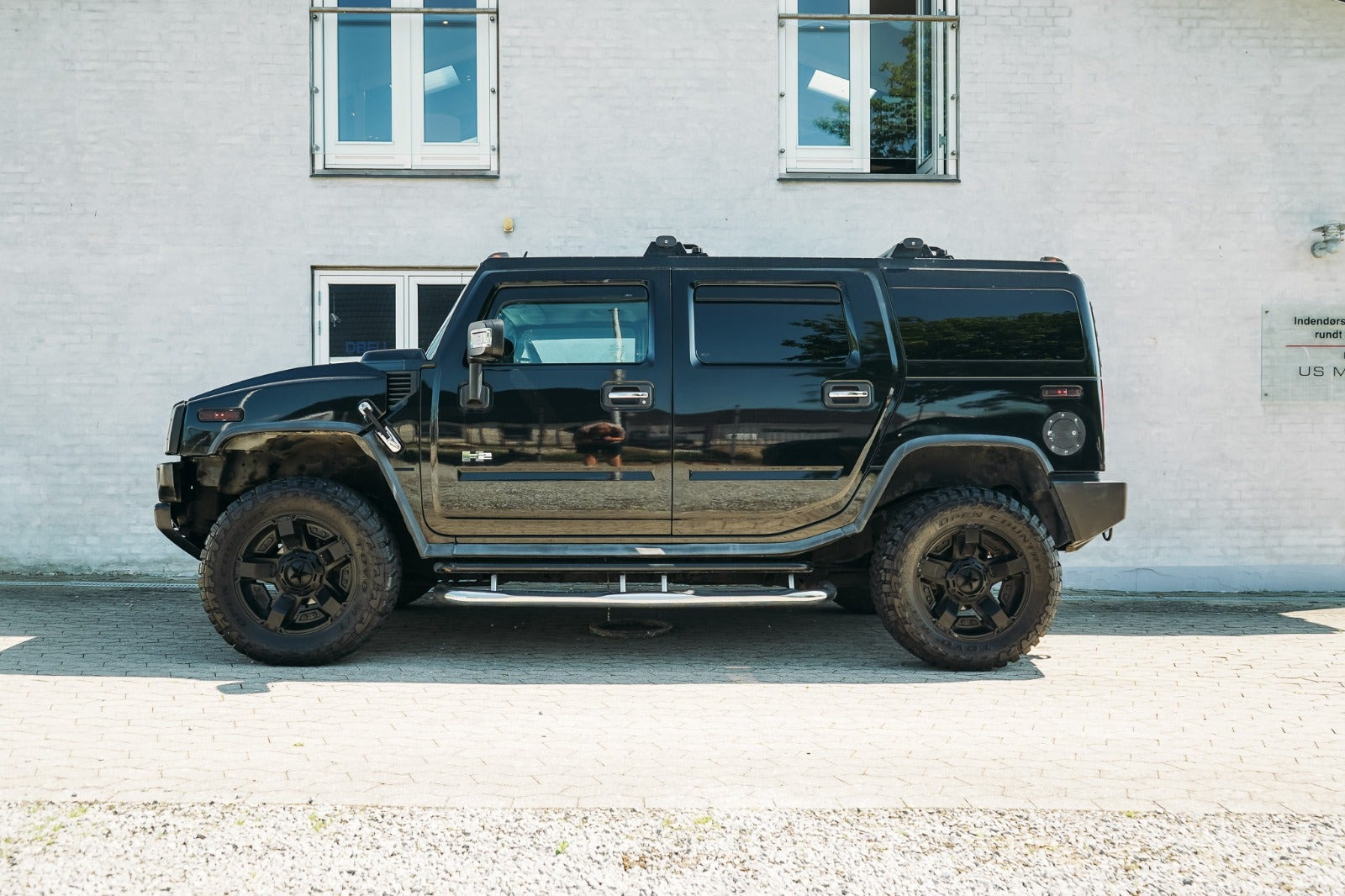 Sort Hummer H2 fra 2007