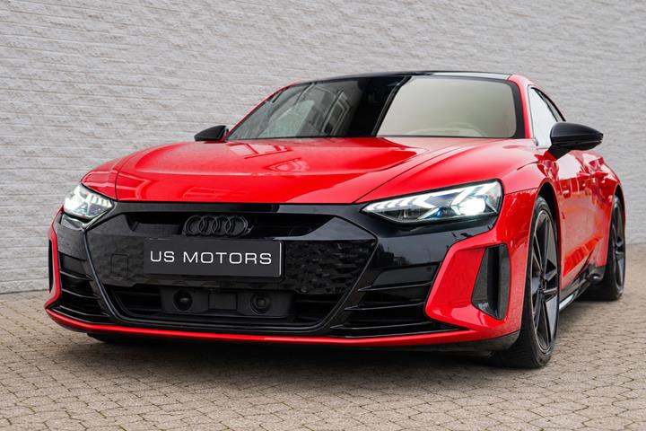 Rød Audi RS e-tron GT fra 2021