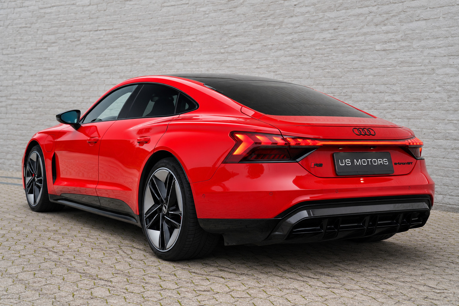 Rød Audi RS e-tron GT fra 2021