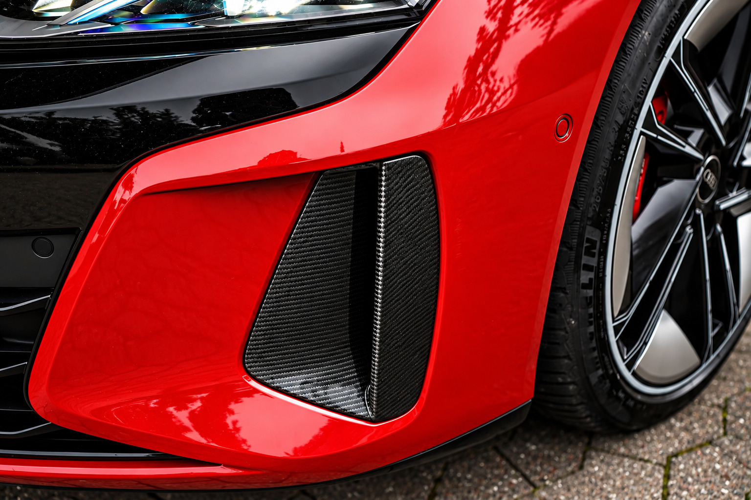 Rød Audi RS e-tron GT fra 2021