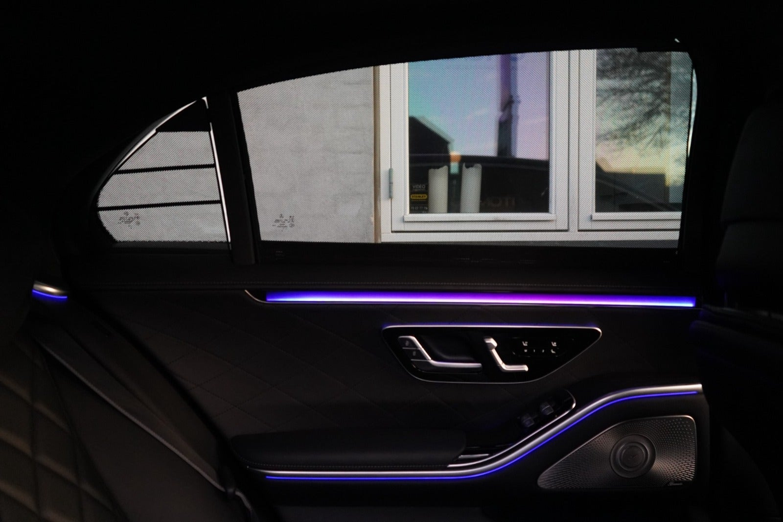 Sort Mercedes S580 e fra 2021