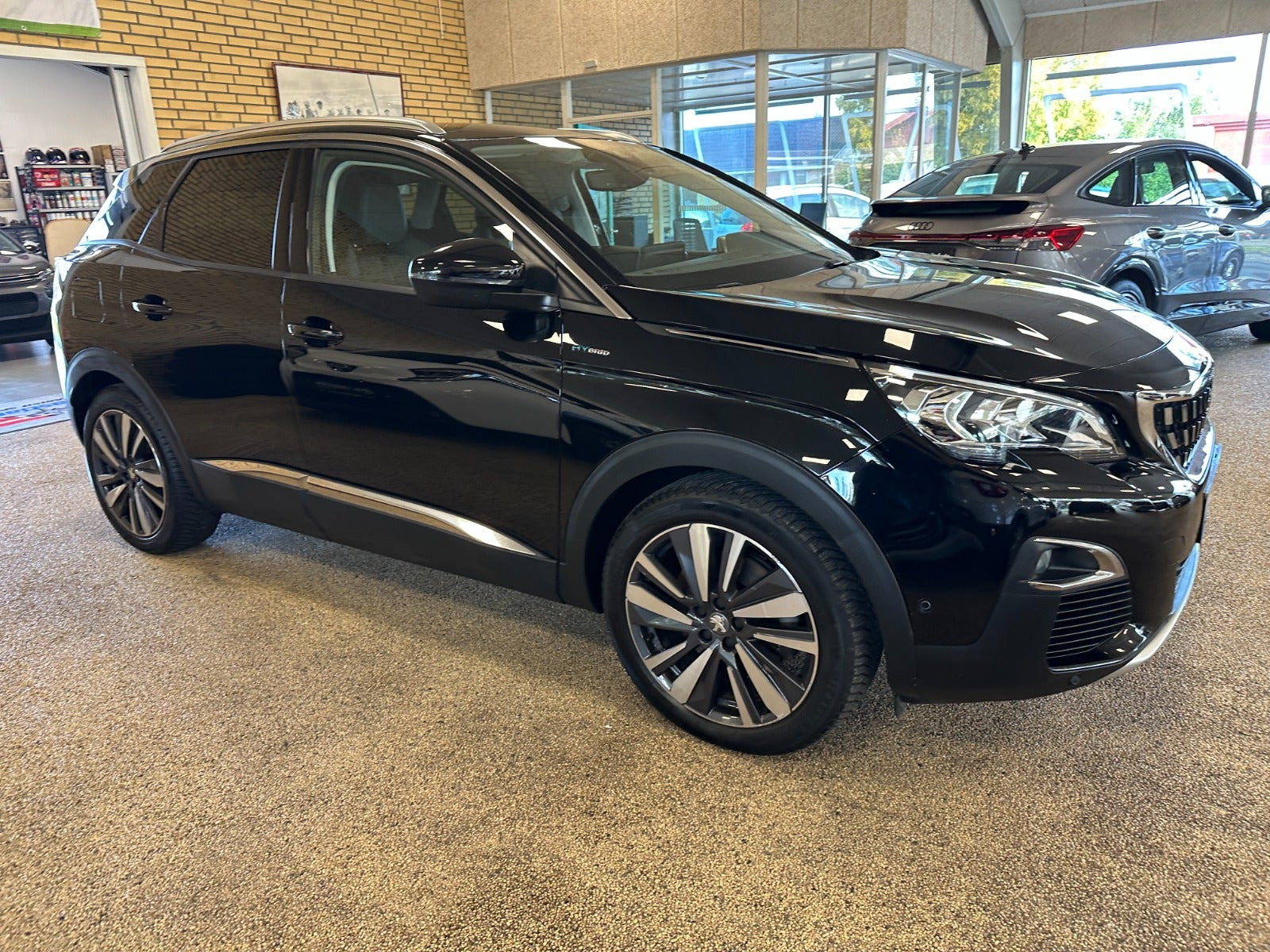 Sort Peugeot 3008 fra 2020