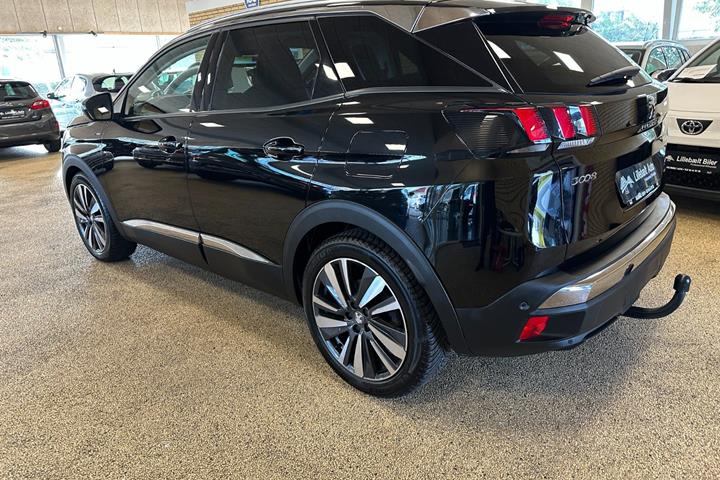 Sort Peugeot 3008 fra 2020