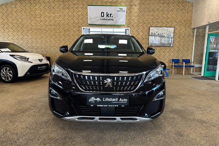 Sort Peugeot 3008 fra 2020