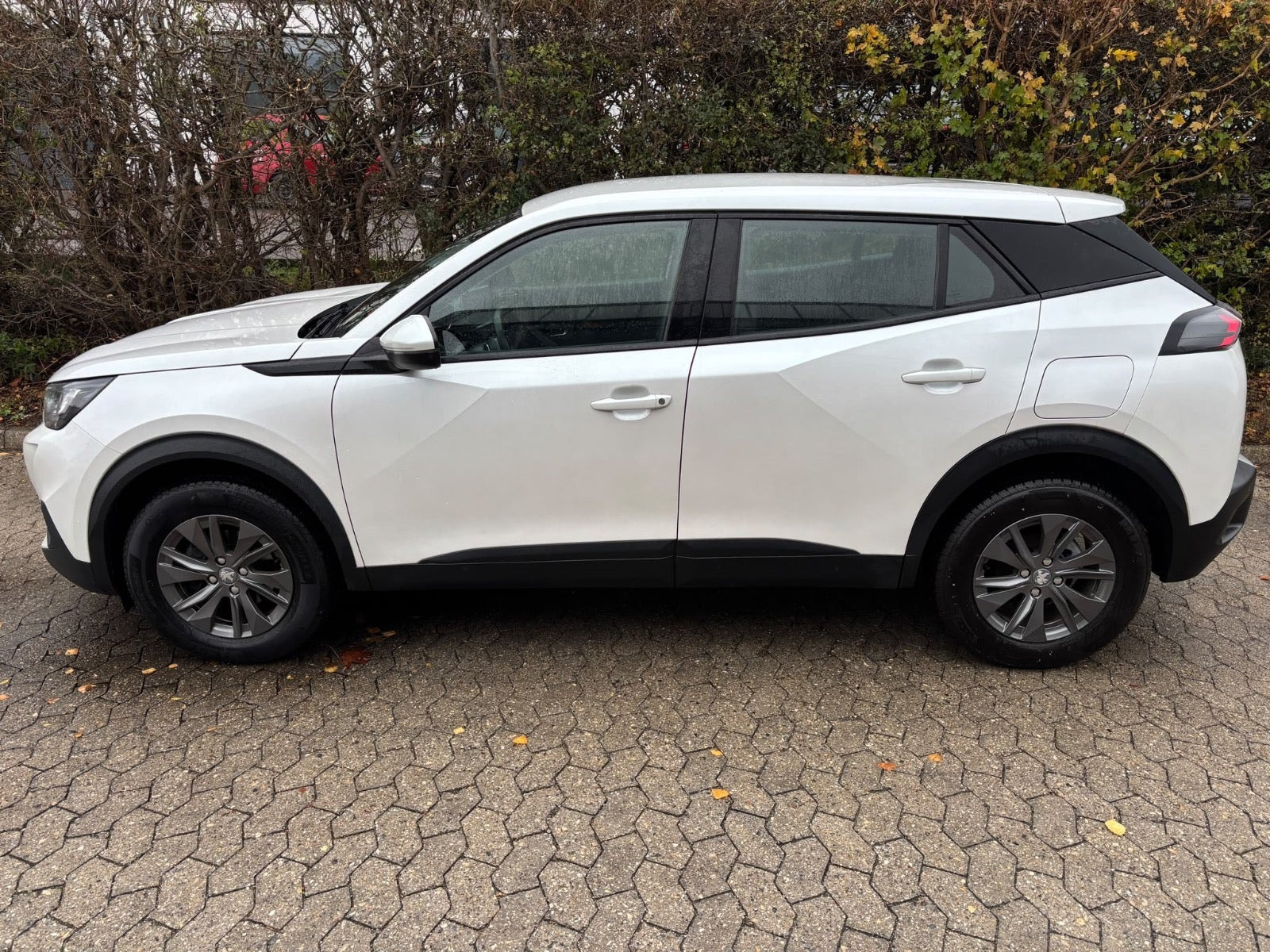 undefined Peugeot 2008 fra 2022