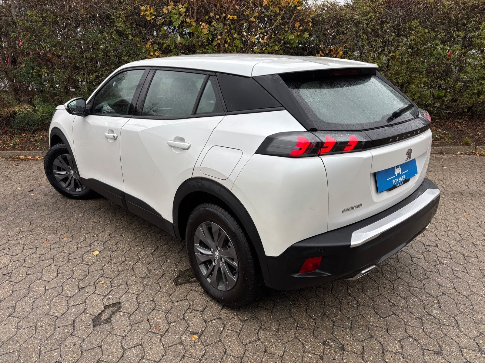 undefined Peugeot 2008 fra 2022