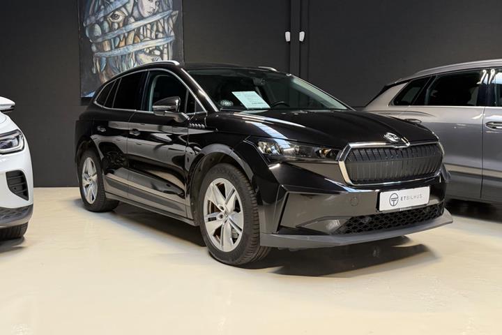 Sort Skoda Enyaq fra 2022