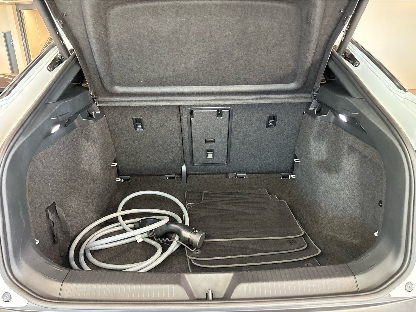 Hvid VW ID.5 fra 2023