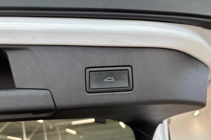 Hvid VW ID.5 fra 2023