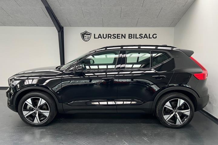 Sort Volvo XC40 fra 2021