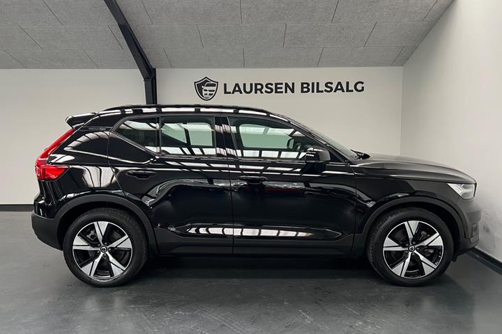 Sort Volvo XC40 fra 2021