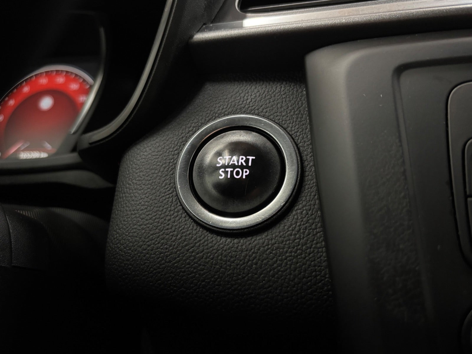 Rød Renault Kadjar fra 2017