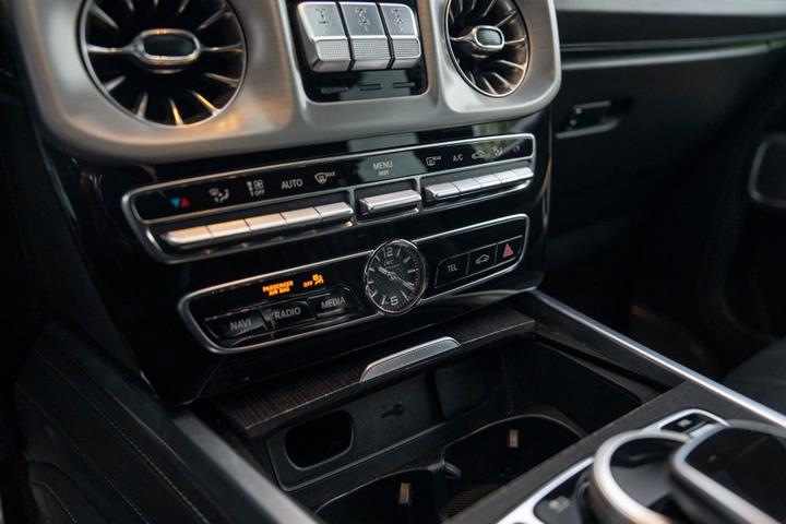 Grøn Mercedes G63 fra 2018