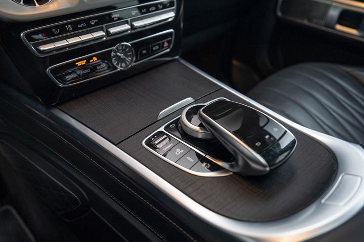 Grøn Mercedes G63 fra 2018