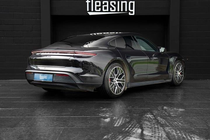 Sort Porsche Taycan 4S fra 2021