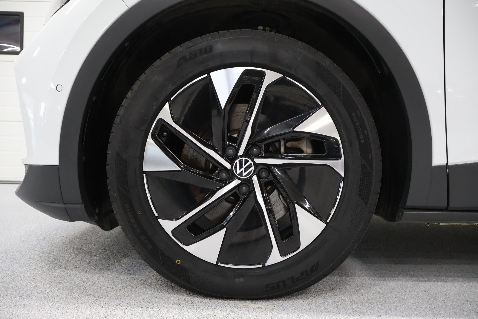 Hvid VW ID.4 fra 2024
