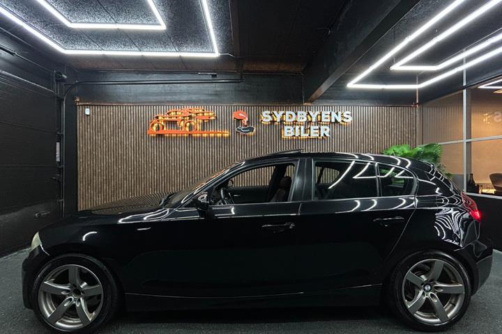 undefined BMW 130i fra 2006