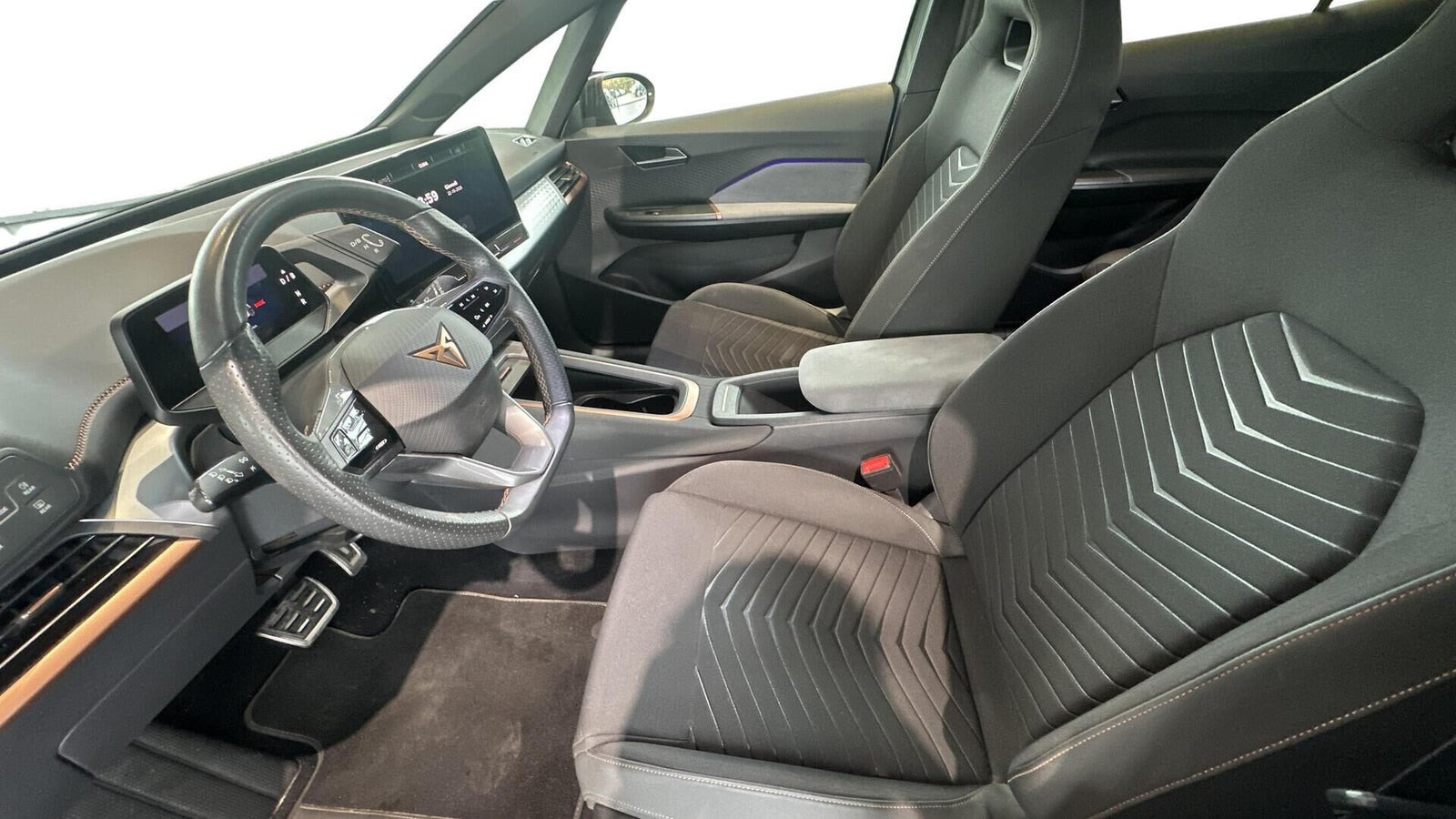 Hvid Cupra Born fra 2023