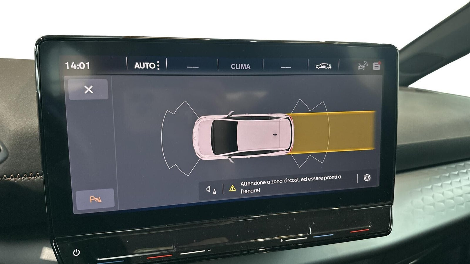 Hvid Cupra Born fra 2023