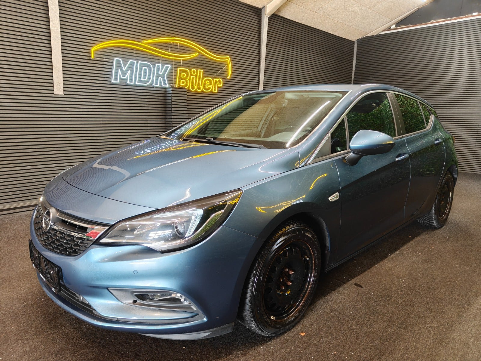 undefined Opel Astra fra 2016