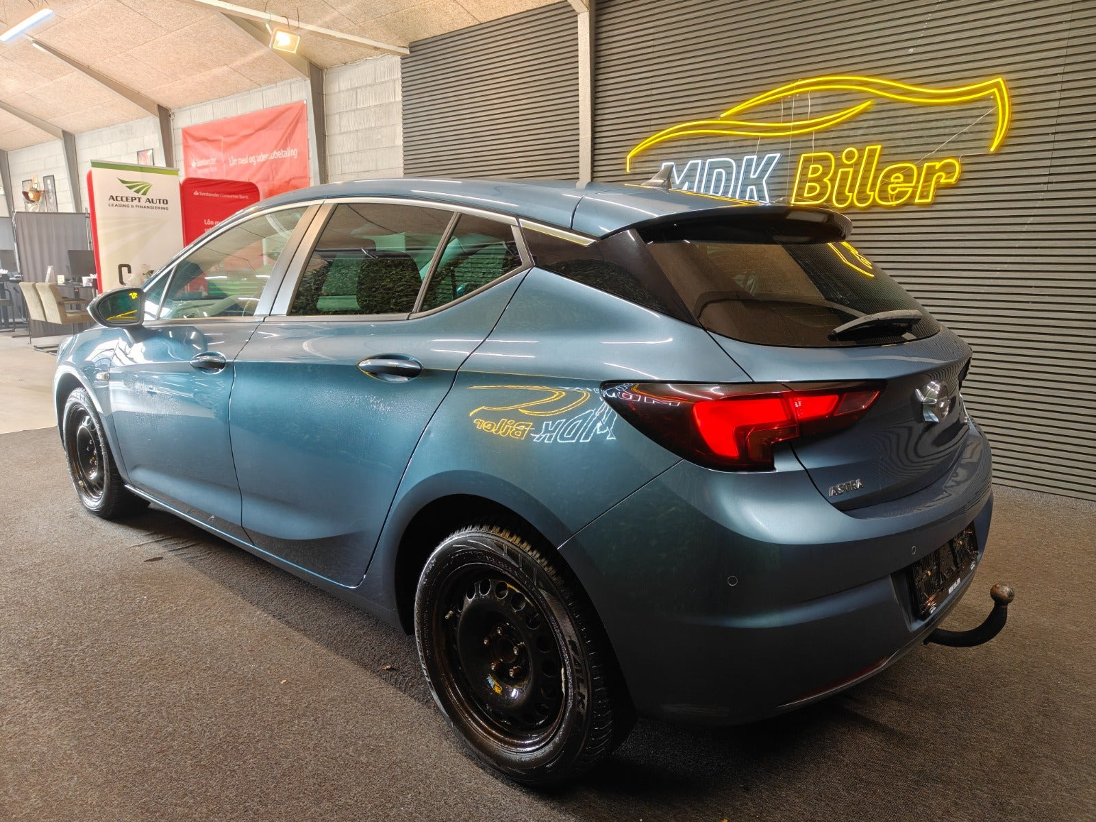 undefined Opel Astra fra 2016