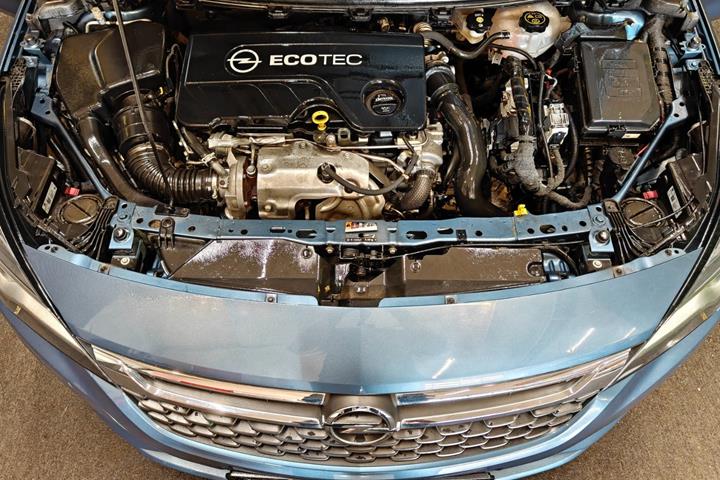 undefined Opel Astra fra 2016