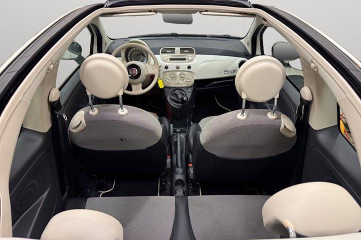 Hvid Fiat 500C fra 2011