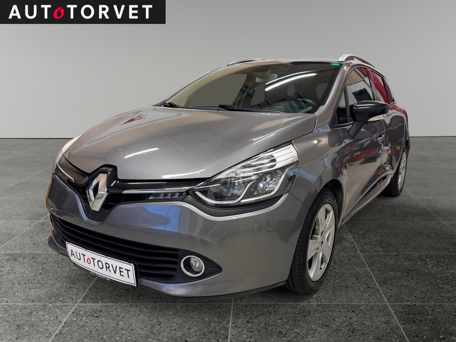 Renault Clio IV 0,9 TCe 90 Expression Navi Style