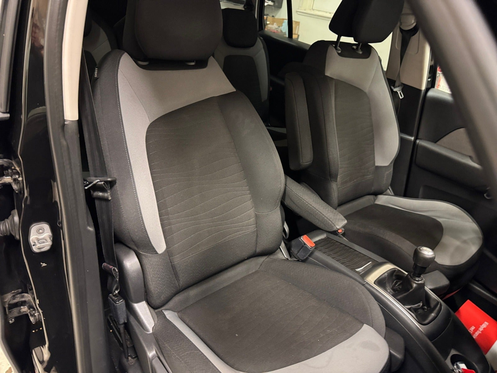 Sort Citroën Grand C4 Picasso fra 2016