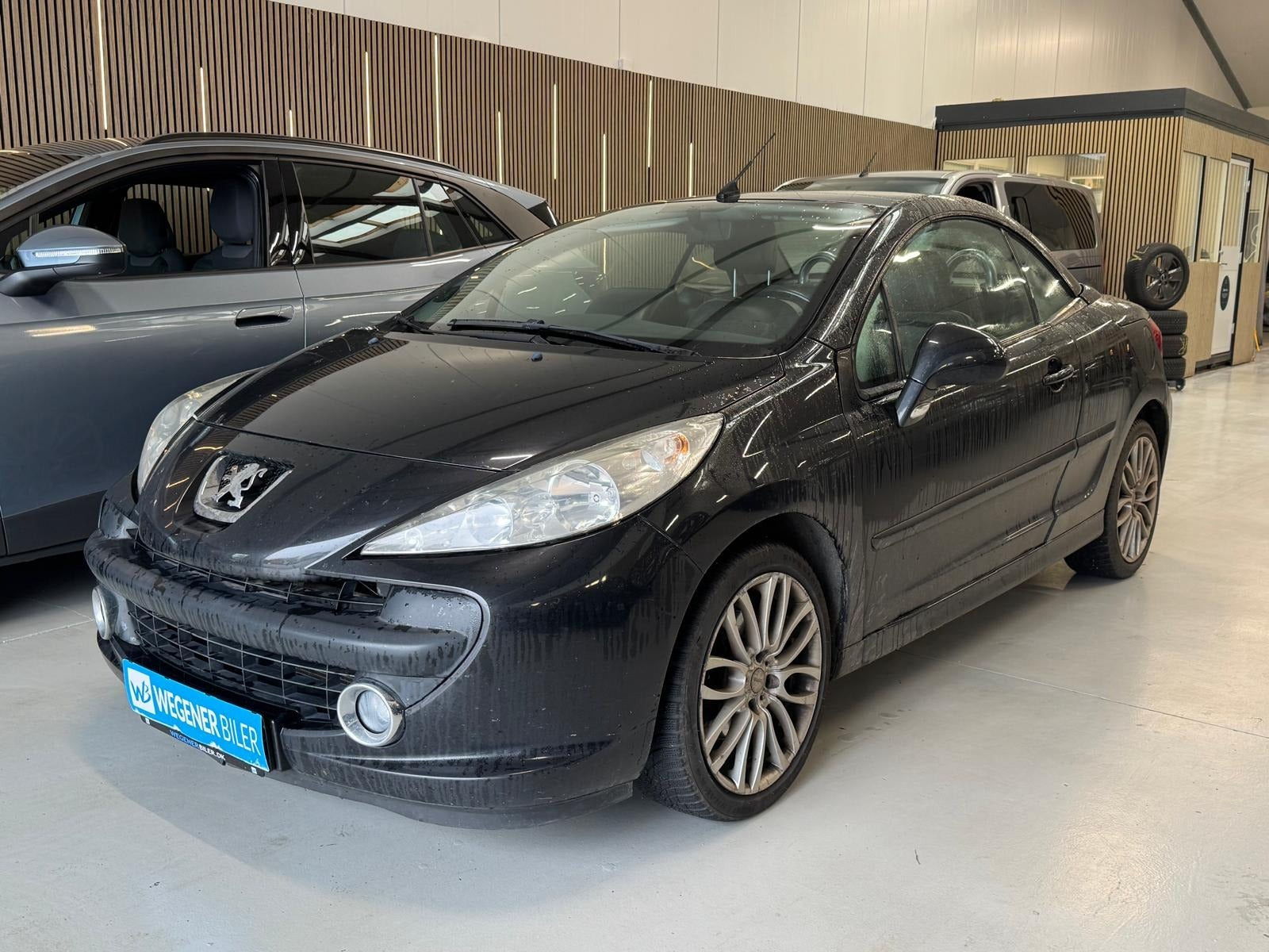 Sort Peugeot 207 fra 2007