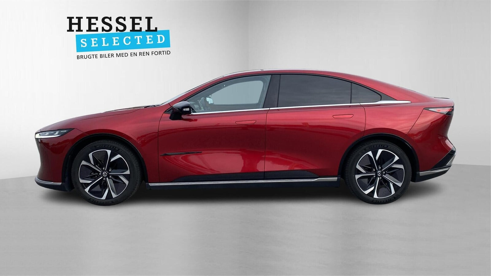 Rød Mazda 6e fra 2025