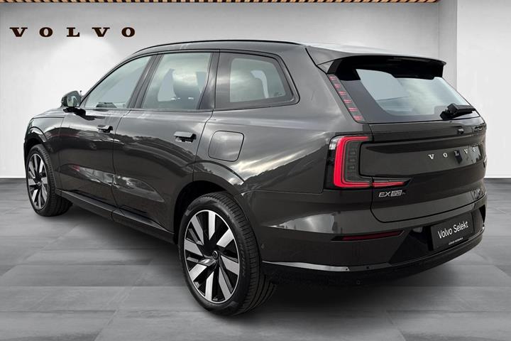 Grå Volvo EX90 fra 2025