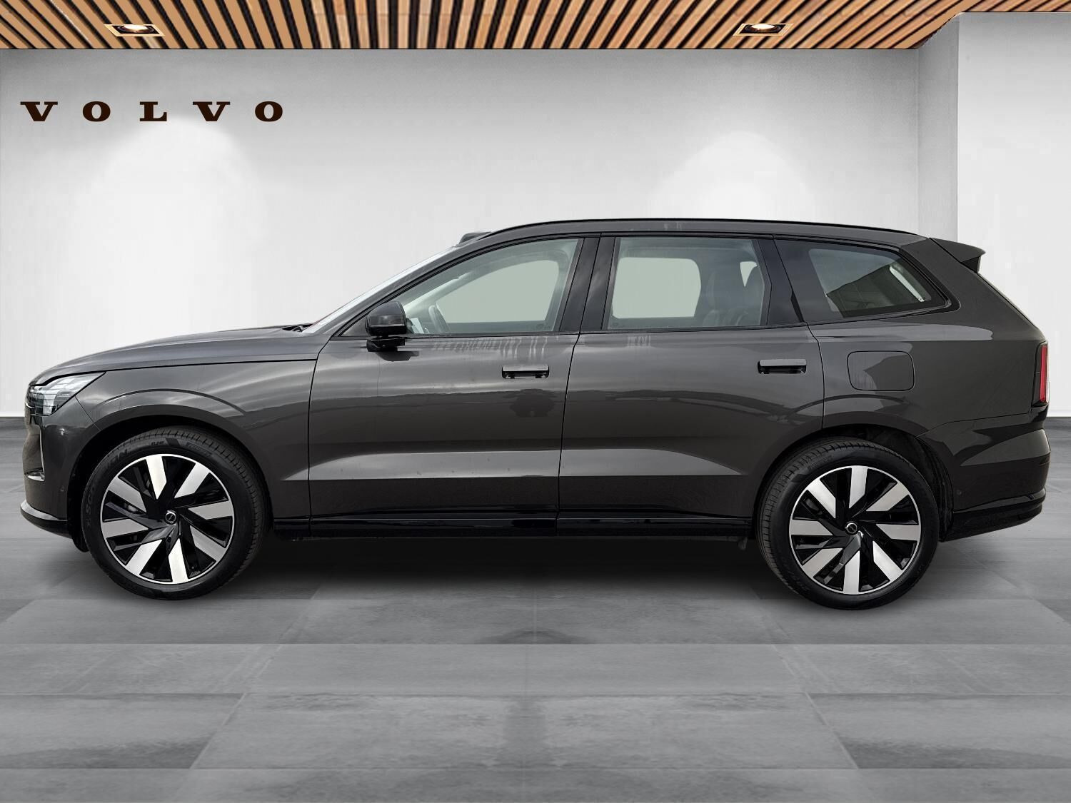 Grå Volvo EX90 fra 2025