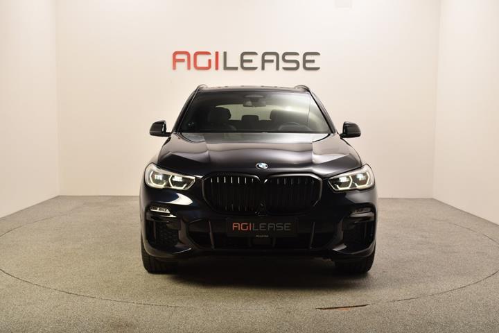 Sort BMW X5 fra 2020