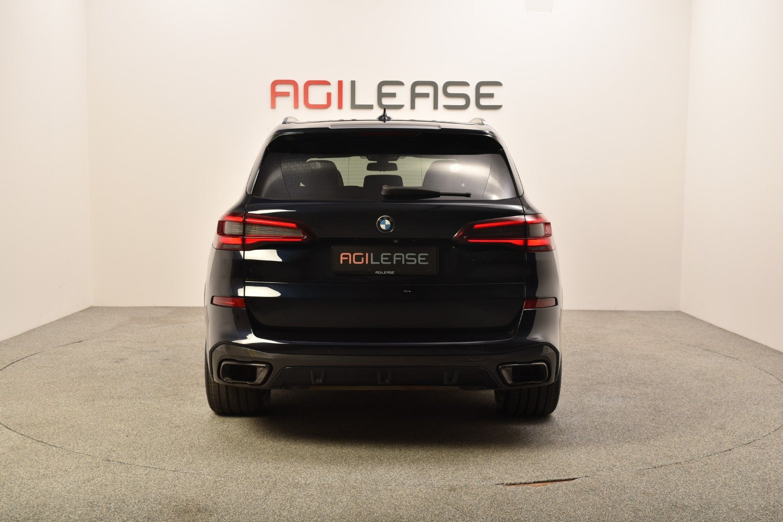 Sort BMW X5 fra 2020
