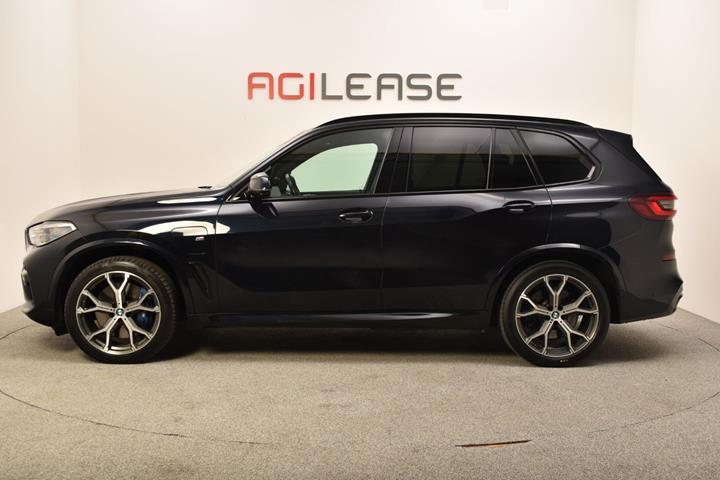 Sort BMW X5 fra 2020