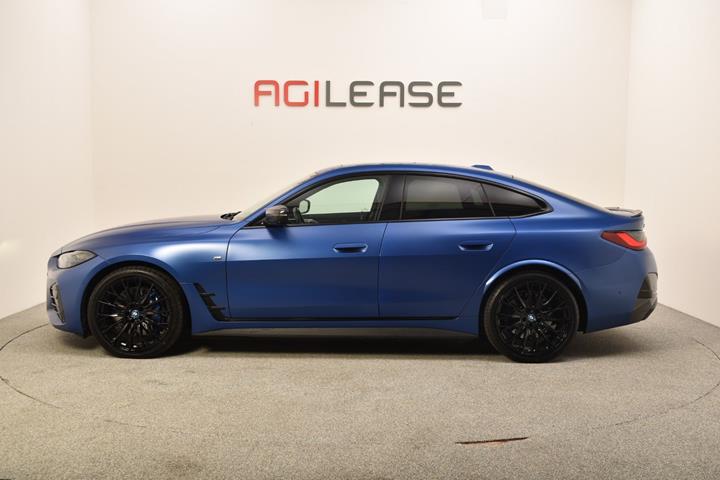 Blå BMW i4 fra 2022
