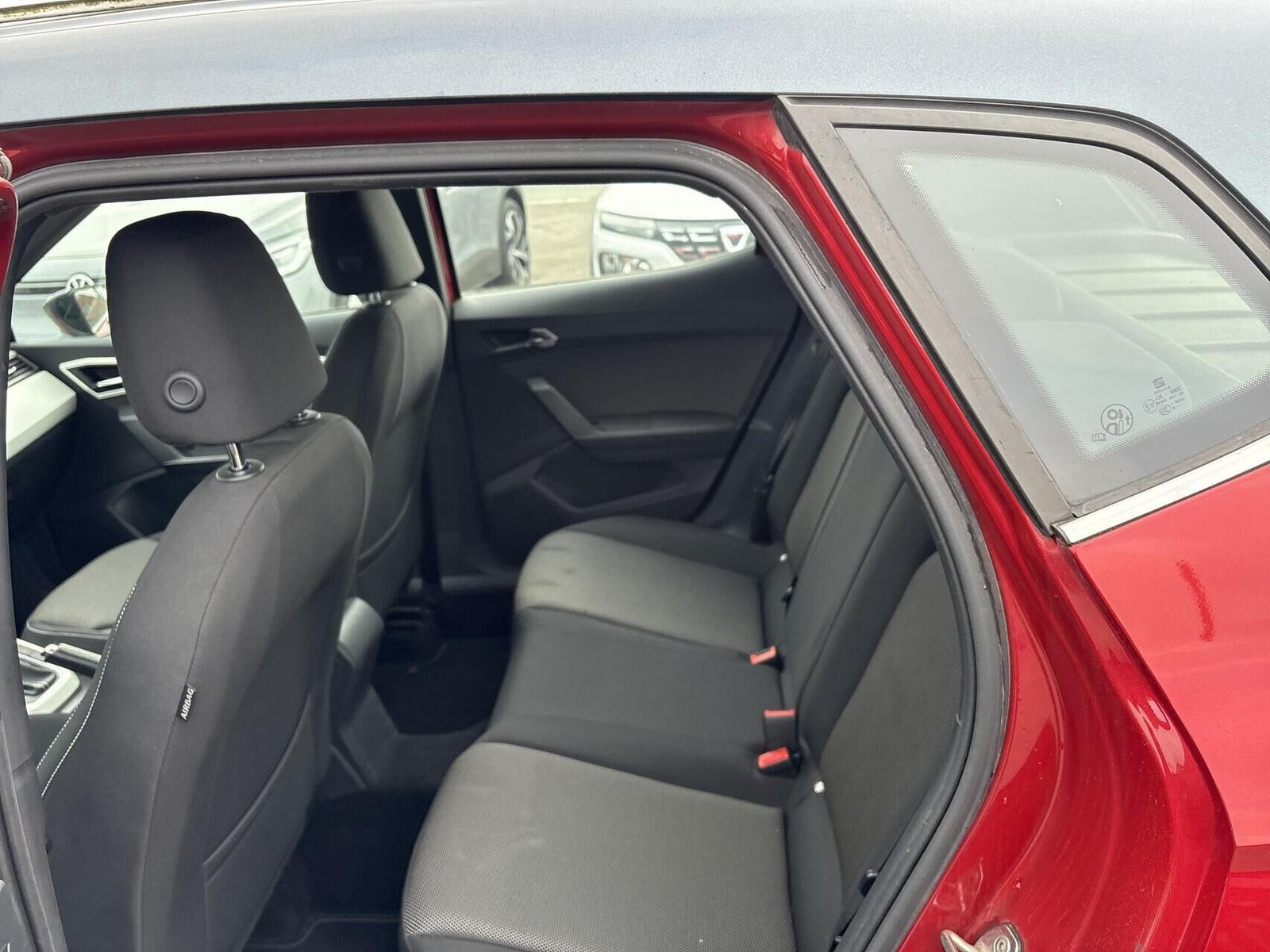 Rød Seat Arona fra 2019