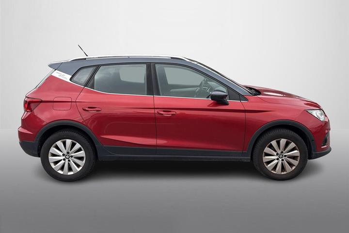 Rød Seat Arona fra 2019