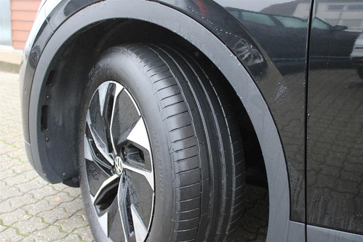 Sort VW ID.4 fra 2023