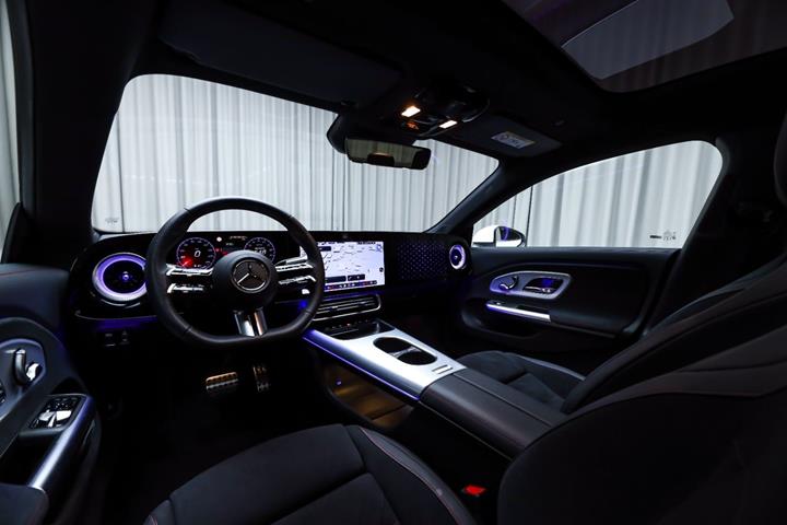 Hvid Mercedes CLA250+ fra 2025