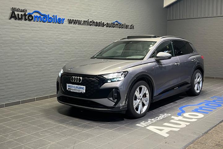 Grå Audi Q4 e-tron fra 2025