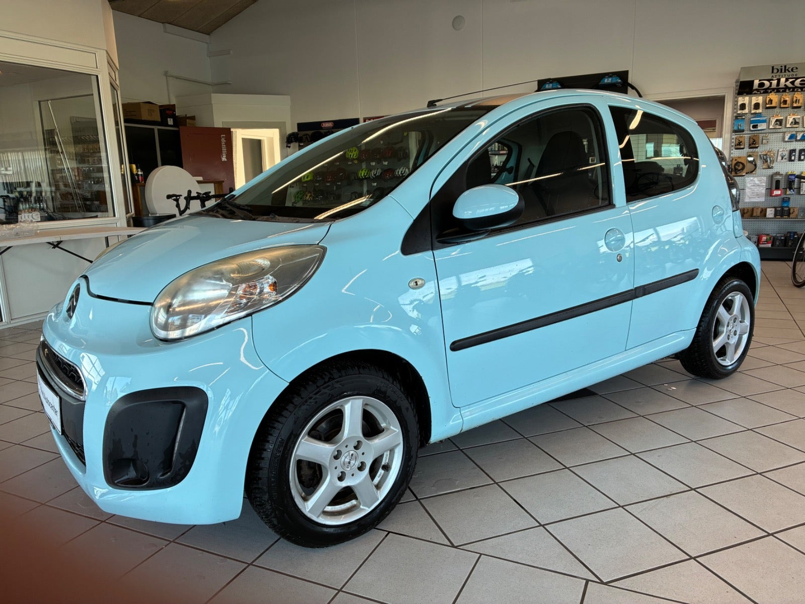 Blå Citroën C1 fra 2012